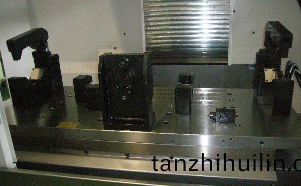 后(hou)橋加工裌(jia)具